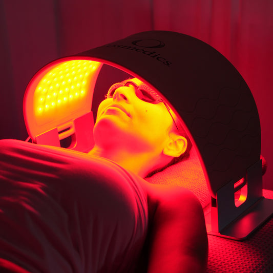 O COSMEDICS O LED Light Therapy